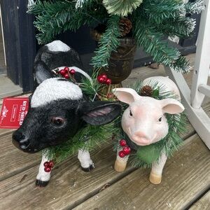 14” New!Red Shed Hand-Painted Resin Country Christmas Pig